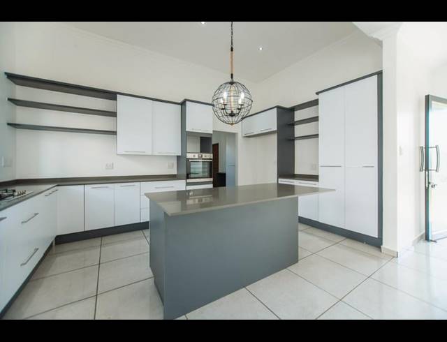 3 BEDROOM PROPERTY TO RENT IN COPPERLEAF ESTATE